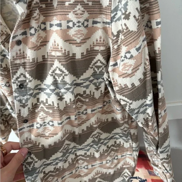 Woolrich Button Up - Picture 4 of 4